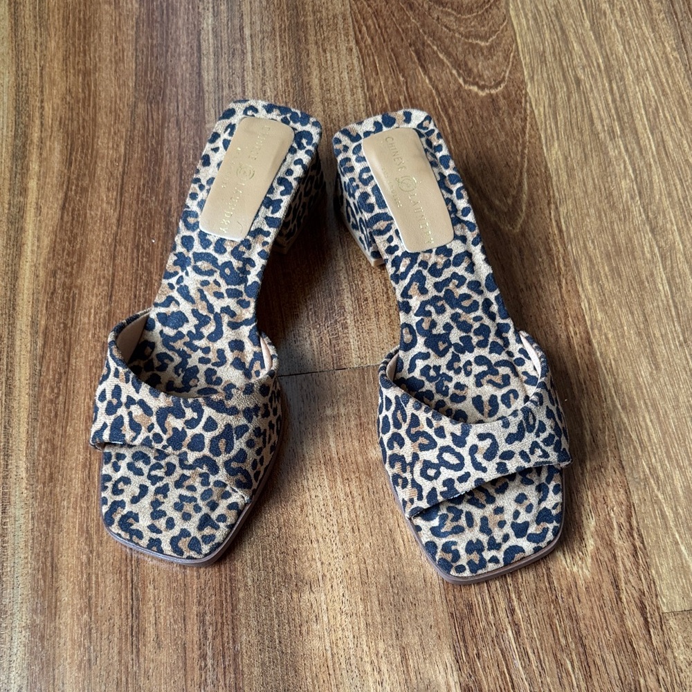 Chinese Laundry Leopard Print Sandals